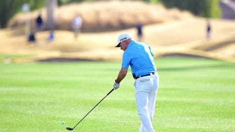Laurent Hurtubise gelingt mit nur einem Arm ein Hole-in-one