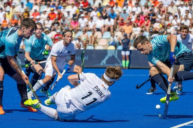 EM-Dämpfer für Hockey-Herren