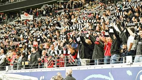 Eintracht Frankfurt darf demnächst mehr Fans begrüßen