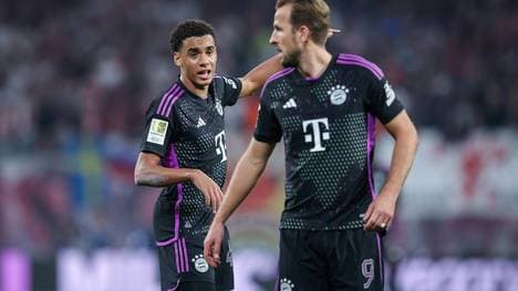 Harry Kane mit Jamal Musiala 