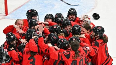 Kanadas Eishockey-Frauen jubeln über Gold