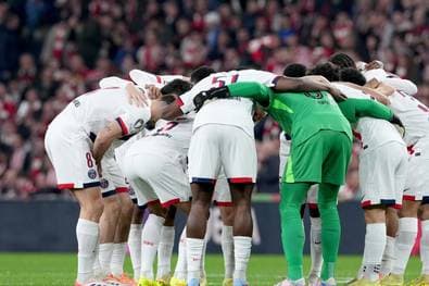 PSG-Bus in Bilbao attackiert