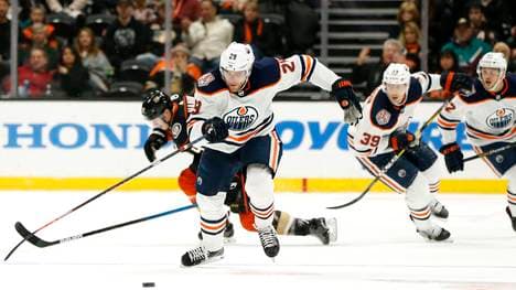 Edmonton Oilers v Anaheim Ducks