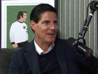 Marcus Höfl spricht im Podcast darüber, wie er Manager von Dennis Schröder geworden ist und Dennis' seine Zukunftswünsche nach der NBA in Braunschweig.