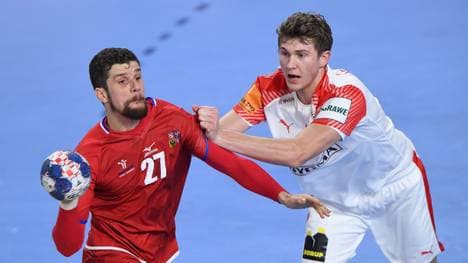 Den Tschechen (l.) gelang gegen Dänemark ein Überraschungs-Erfolg