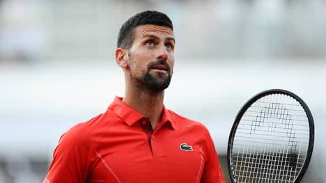 Novak Djokovic reagiert auf den Flaschenwurf