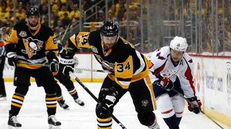 Washington Capitals v Pittsburgh Penguins - Game Six