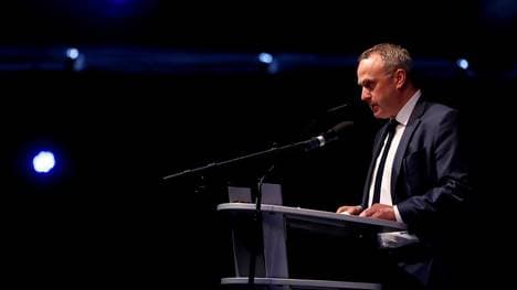 Frank Wettstein möchte die Hamburger auch in der nächsten Saison in der ersten Liga sehen