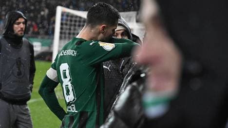 Julian Weigl im Gespräch mit den Fans