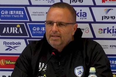 Israels Trainer bekommt brisante Frage gestellt