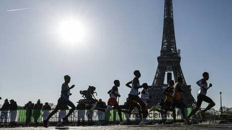 Rund 45.000 Laufende beim Paris-Marathon