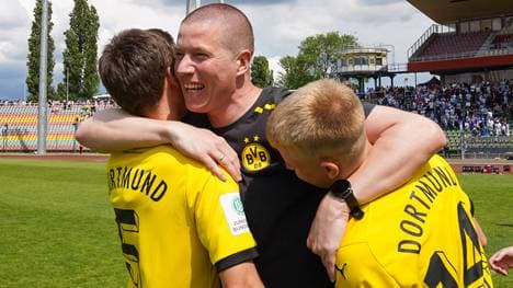Borussia Dortmund kann weiter auf Erfolgstrainer Mike Tullberg bauen