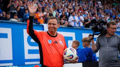 Bernd Heynemann ist einer der bekanntesten Schiedsrichter der Bundesliga-Geschichte