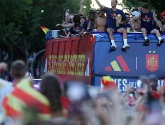Spanier feiern riesige WM-Party