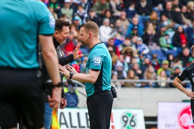 Strittiger Elfer ärgert Hannover