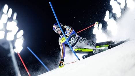 Emma Aicher überzeugte auch beim Nachtrennen