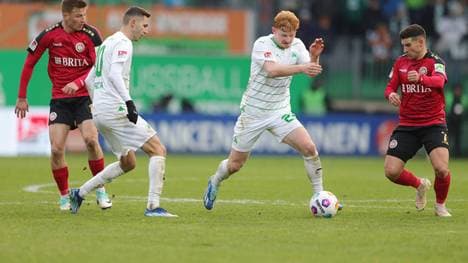 Wehen Wiesbaden spielt in der 2. Liga heute gegen Greuther Fürth 