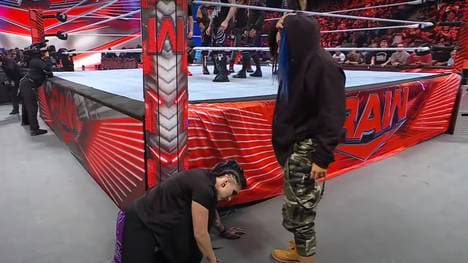 Mia Yim feierte bei WWE RAW ihr Comeback und attackierte Rhea Ripley