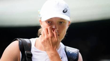 Iga Swiatek ist kurz vor dem Start in Wimbledon von einer Krankheit heimgesucht worden
