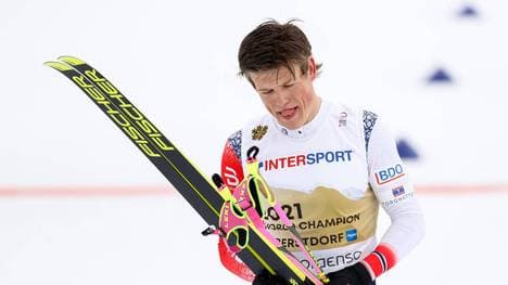 Johannes Kläbo wurde von der Rennjury wegen Behinderung disqualifiziert