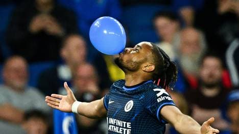 Christopher Nkunku feiert seinen Treffer