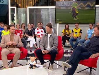 Nathaniel Brown überzeugt bei seinem Pflichtspiel-Debüt für den FC Bayern auf einer ungewohnten Position. Die Runde im SPORT1 Doppelpass schwärmt.