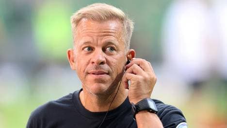 Markus Anfang freut sich über Werder-Aufstieg