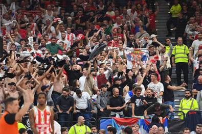 Gäste-Fans sorgen für Ärger bei Bayern-Spiel