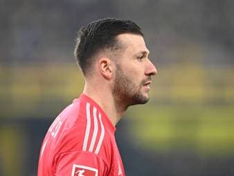 Hamburgs Torwart Daniel Heuer Fernandes wird mit einem Wechsel zum FC Bayern München in Verbindung gebracht. Das Gerücht hat aber einen Knackpunkt.