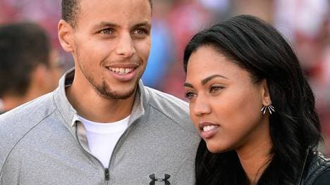 Ayesha Curry (r.) ist die Frau von Stephen Curry