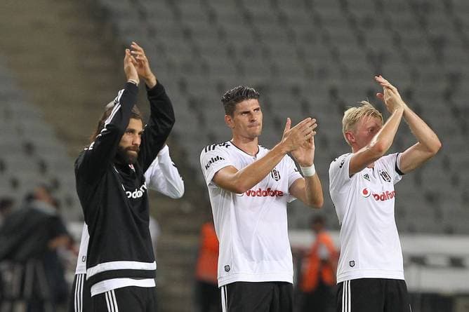 Besiktas mit Gomez und Beck an der Spitze