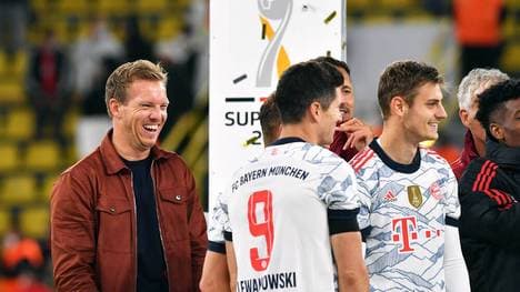 Julian Nagelsmann (l.) holte mit dem FC Bayern den ersten Titel seiner Karriere