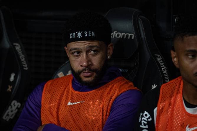 Oranje-Star verpasst Abflug - und wird bestraft