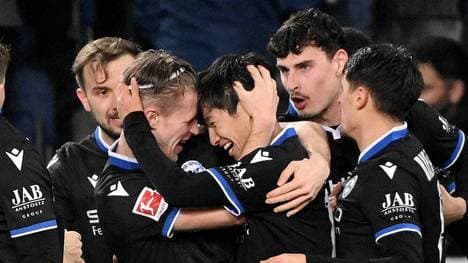 Arminia Bielefeld feiert gegen den VfL Bochum seinen ersten Heimsieg 