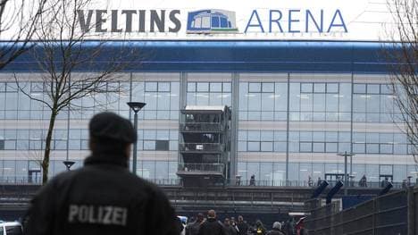 FBL-GER-BUNDESLIGA-SCHALKE-DORTMUND