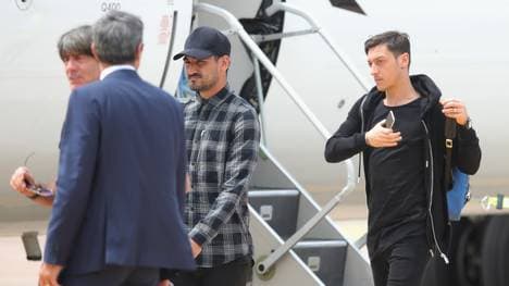 Ilkay Gündogan und Mesut Özil werden von einem hessischen Politiker beleidigt