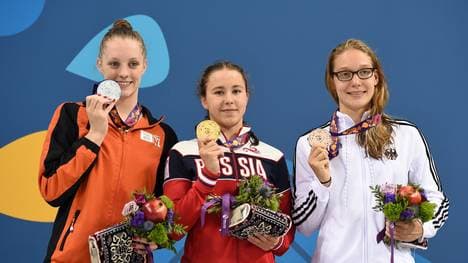 Siegerehrung 200 m Freistil Frauen Leonie Kullmann