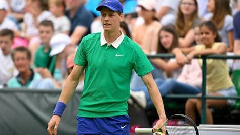 Jannik Sinner beim Tennisturnier in Halle