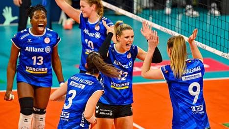 Stuttgart sichert sich Pokalsieg