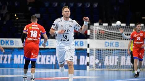 Steffen Weinhold will mit dem THW Kiel den Titel in der HBL verteidigen