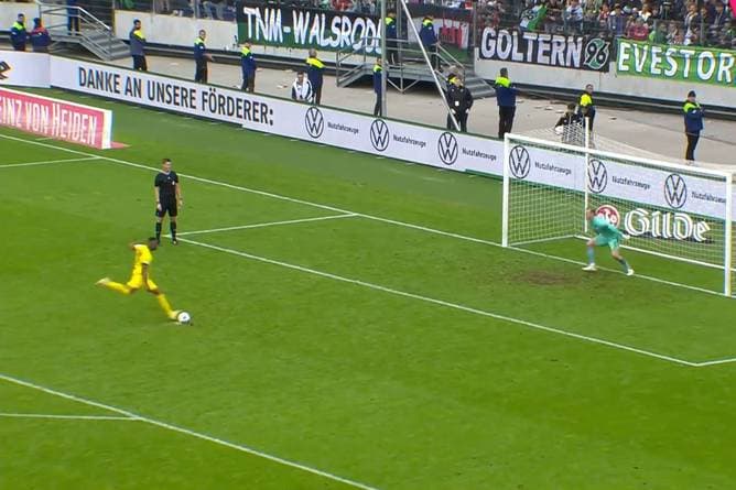 Aufstiegs-Drama! Würzburg-Profi wird zum ultimativen Pechvogel