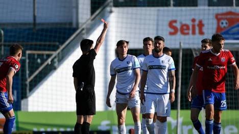 Charles-Elie Laprevotte musste mit Rot vom Platz