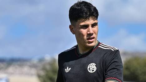 Felipe Chávez wurde erstmals für Nationalmannschaft Perus nominiert