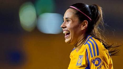 Lizbeth Ovalle ist die neue Weltrekord-Spielerin des Frauenfußballs