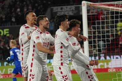 Spektakel in Köln! Blitztor, VAR-Wahnsinn und Happy End