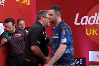  "Luke Humphries ist fertig"