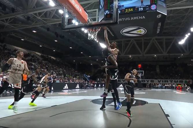 Virtus Bologna - FC Bayern München 