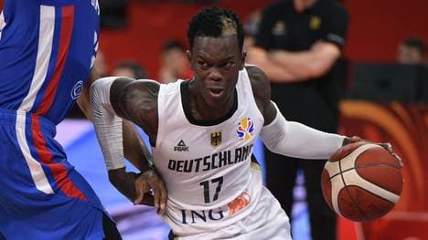 Dennis Schröder spielt mit dem DBB-Team Ende Juni 2021 um das Olympia-Ticket