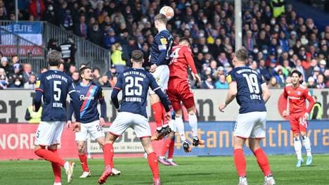 Der Hamburger SV steht derzeit auf dem sechsten Tabellenplatz