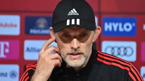 Thomas Tuchel spricht auf der Pressekonferenz vor der Partie gegen Freiburg